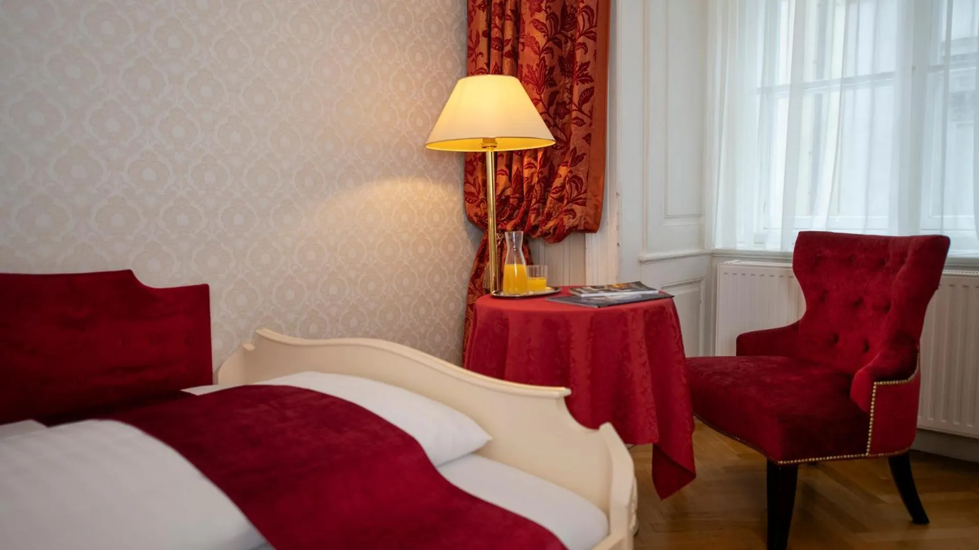 Pertschy Palais Hotel Vienna 4*,  Austria