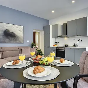 D&a Luxury With Free Parking , Pula Croacia