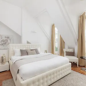 Visionapartments Marc-Aurel-Strasse - Contactless Check-In Appartement