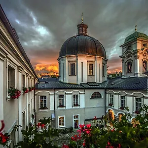 https://gastehaus-im-priesterseminar-salzburg.salzburghotels.net