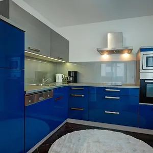 Carin Deluxe I Wien