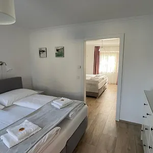 gstewohnung-schlossblick.saalbachhinterglemmhotels.com/