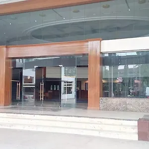 Отель Seasons Of International Airport Янгон