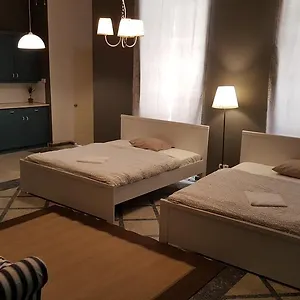 επισκεφθείτε το ξενοδοχείο