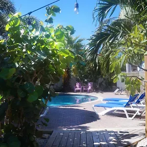 Pauline's , Palm Beach Aruba
